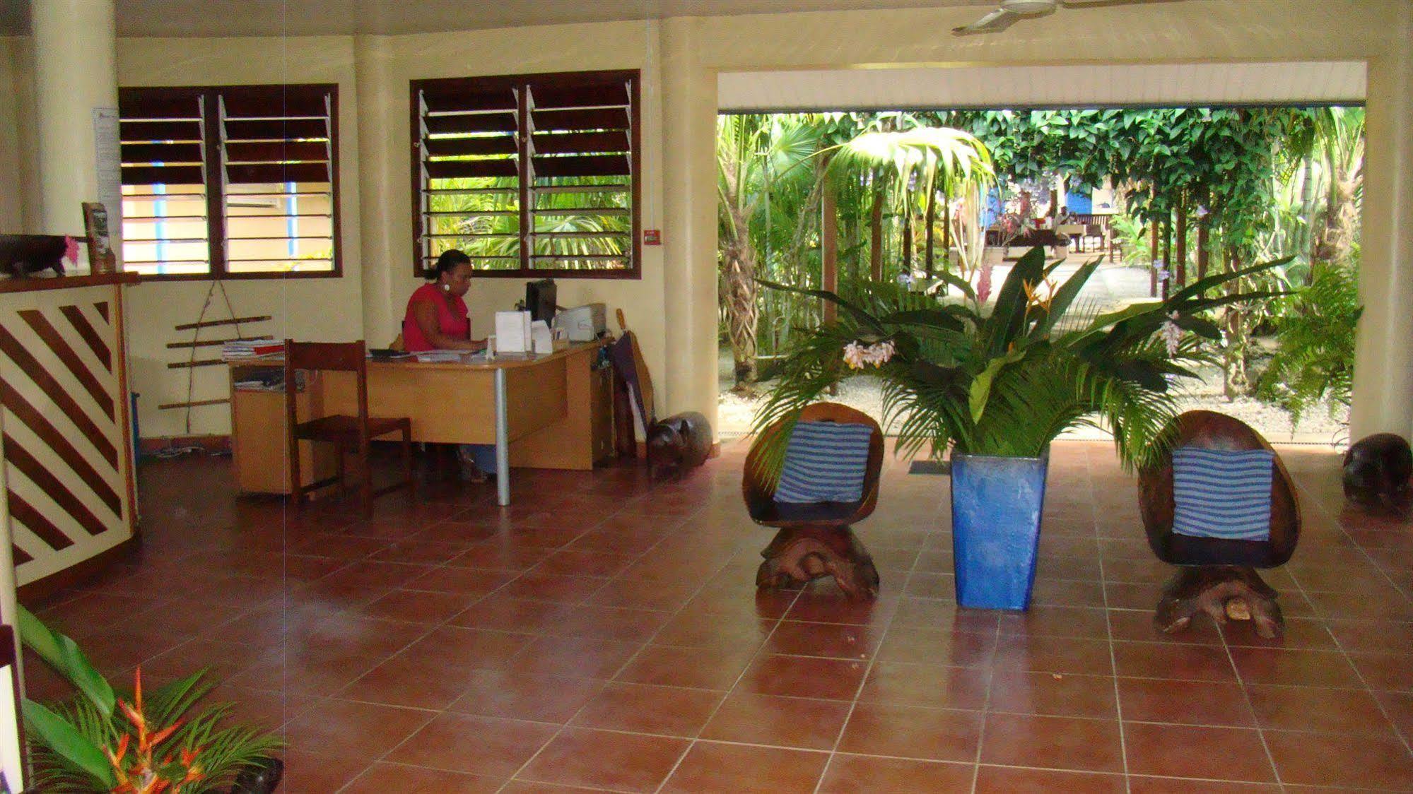 Vanuatu Holiday Hotel Port Vila Exterior photo