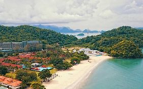 Holiday Villa Resort & Beachclub Langkawi Pantai Cenang  Exterior photo