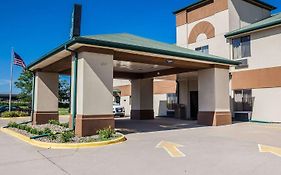 Quality Inn & Suites Altoona - Des Moines Exterior photo