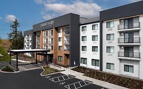 Courtyard By Marriott Portland Tigard Hotel Exterior photo