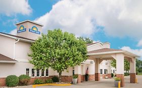 Days Inn By Wyndham Ottumwa Exterior photo