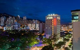 Hampton By Hilton Bucaramanga Hotel Exterior photo