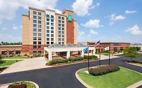 Embassy Suites By Hilton Norman Hotel & Conference Center Exterior photo