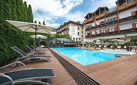 Hotel Neue Post Zell am See Exterior photo