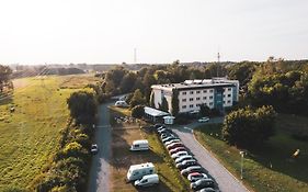 Hotel Am Tierpark Guestrow Exterior photo