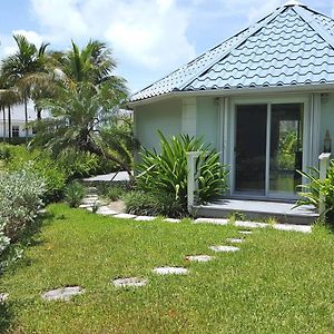 Private And Peaceful Cottage At The Beach Nassau Exterior photo