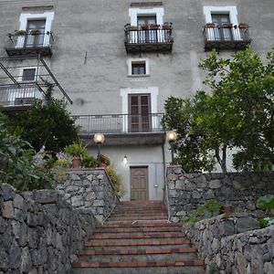 Antico Palazzo Crocco - Casa Padronale Apartment Licusati Exterior photo