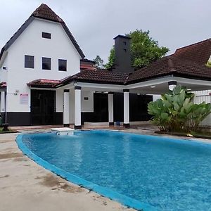 A'Famosa Private Pool Villa Alor Gajah Exterior photo