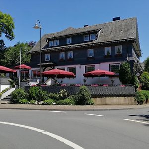 Land-Gut Hotel Zur Brucke Garni Drolshagen Exterior photo