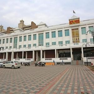 Hotel Sudhir, Sonipat Exterior photo