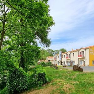 Hotel Pont De Senard Montaigu-Vendee Exterior photo