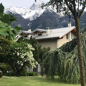 Grand Arvou Apartment Aosta Exterior photo