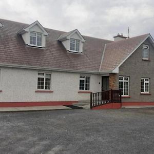 Spacious 6 Bed House 10 Minutes From Knock Airport Ballaghaderreen Exterior photo