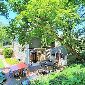 Barn Door Cottage Of Lambertville Exterior photo