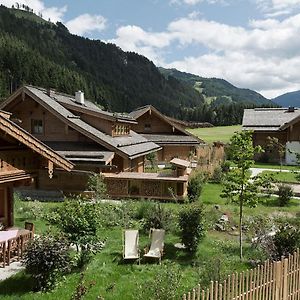 Feriendorf Holzlebn Hotel Grossarl Exterior photo