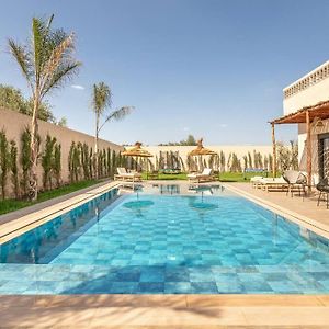 Villa Leila,Piscine , Grand Jardin, Jeux , Cuisiniere Marrakesh Exterior photo