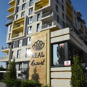 Real Resort-Apartament Cu 2 Camere In Cartier Rezidential Ploiesti Exterior photo