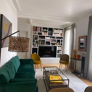 Appartement Cozy Pour 4 Personnes - A 5 Minutes De Paris Levallois-Perret Exterior photo