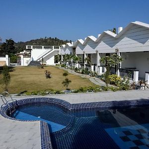 Yellow Tail By Puggles Resorts Ramnagar  Exterior photo
