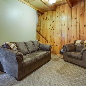 Rustic Retreat Walk To Great Sacandaga Lake! Broadalbin Exterior photo