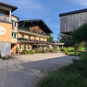 Gasthof Wiesenhof Hotel Strobl Exterior photo