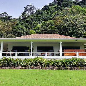Villa 'The Blue House' - Qbungalows Kep Exterior photo