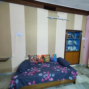 Entire 2Bhk Ground-Floor Suite In Independent House Secunderabad Exterior photo