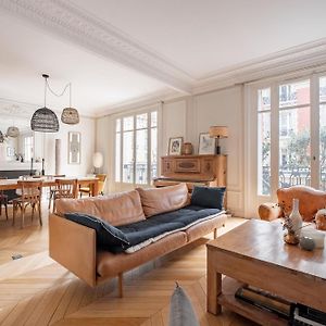Veeve - Heavenly Haussmann Apartment Neuilly-sur-Seine Exterior photo
