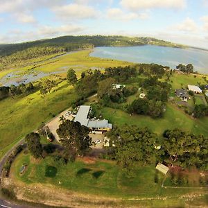 Top Of The Lake Holiday Units Merimbula Exterior photo