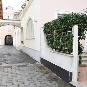 Favolosa Residenza Con Jacuzzi Santa Maria Capua Vetere Exterior photo