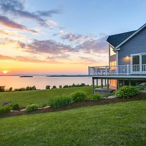 Lake View Champlain Home With Hot Tub And Sauna! Melville Landing Exterior photo