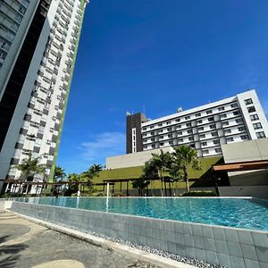 Condo Beside Ayala Mall - Centrio Tower Cagayan de Oro Exterior photo
