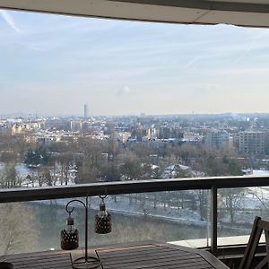 Appartement Climatise, Front De Seine, Vue Panoramique Sur Paris Puteaux Exterior photo