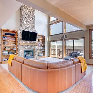 Lake Cumberland Home With Hot Tub And Water Views Burnside Exterior photo