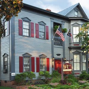 The Aerie Bed & Breakfast New Bern Exterior photo