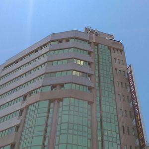 Hotel Avenue Hsinchu City Exterior photo