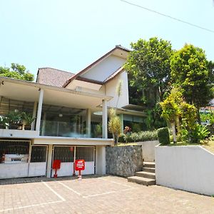 Reddoorz Near Upi Setiabudi 2 Bandung Exterior photo