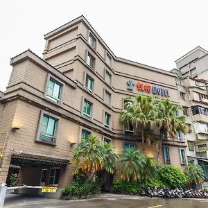 Love Tree Motel Taipei Exterior photo